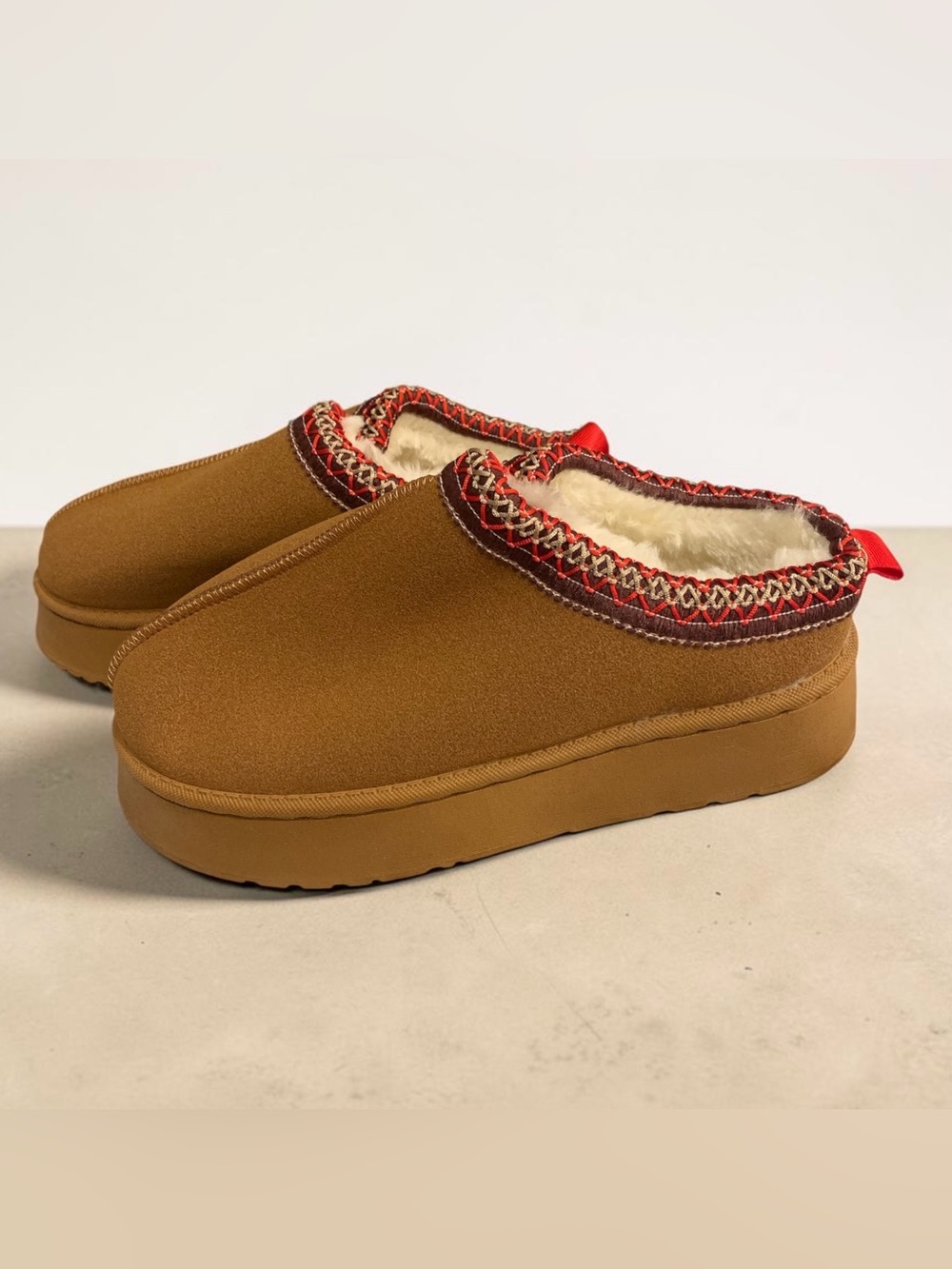 Women’s Cozy Slip-On Faux Fur Mule - Tan